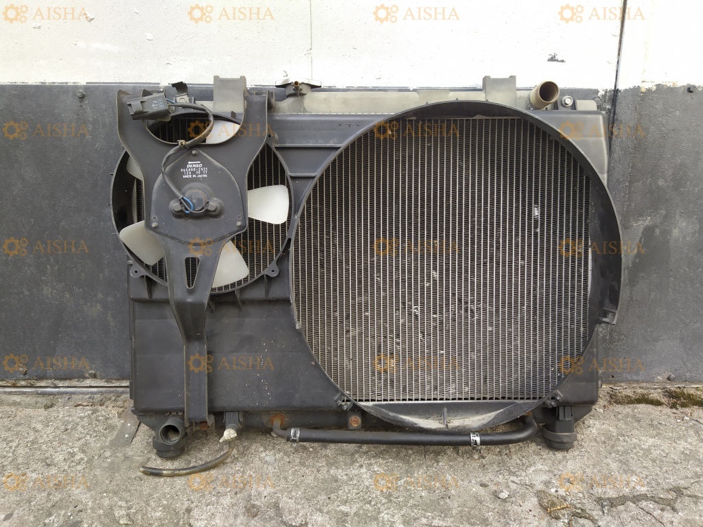 Радиатор на Toyota Town AcE